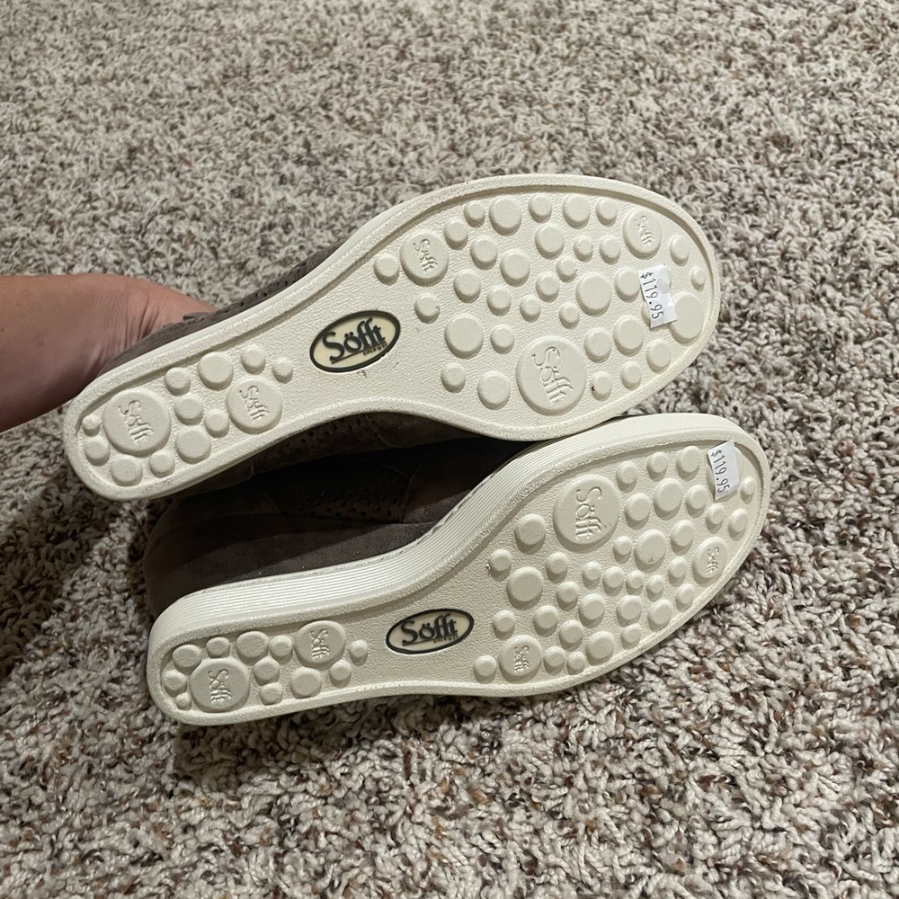 NWOT wedges sofft - Picture 5 of 10